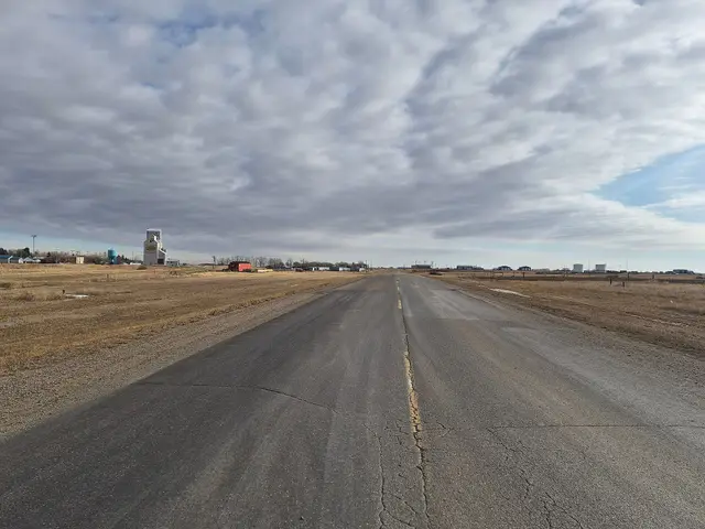 Highway 307 through Coleville